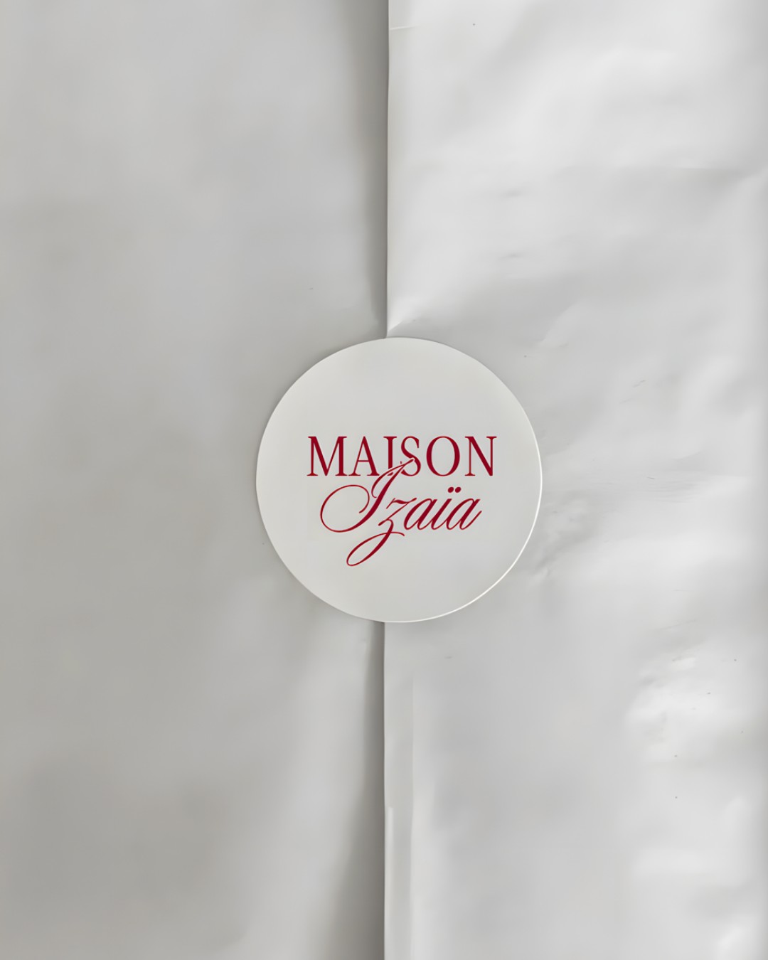 Maison Izaia — sticker rond