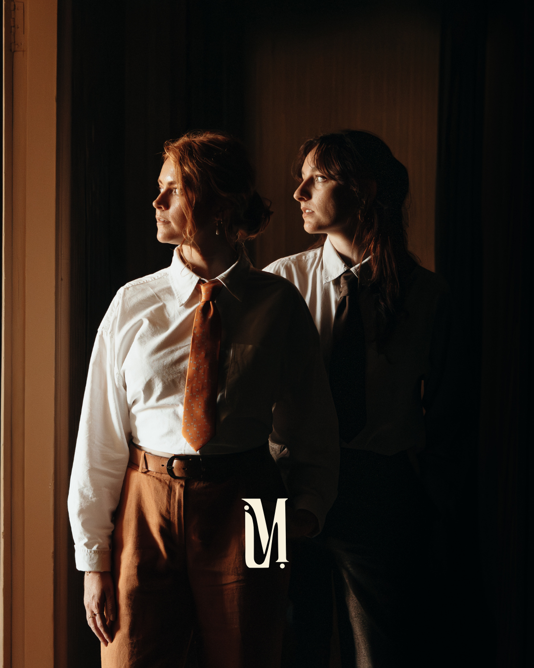 LUMIÈRE — portrait des fondatrices et monogramme