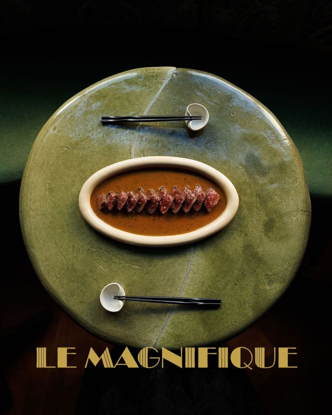 Le Magnifique mockup 3
