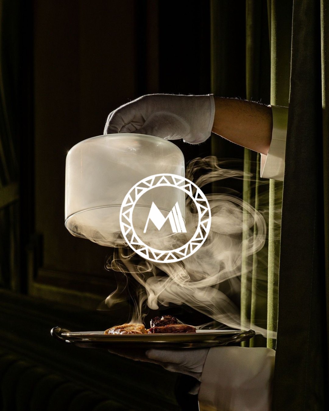 Le Magnifique mockup 5